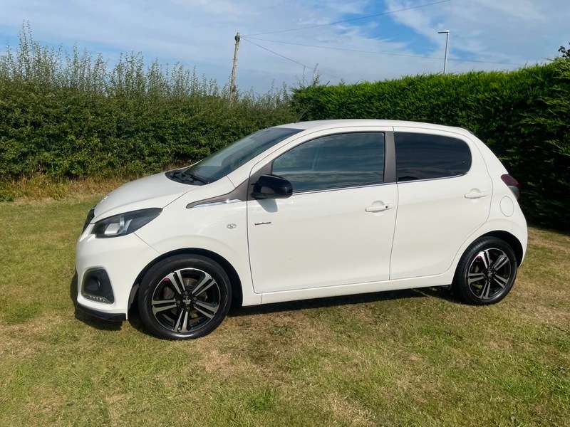 2016 PEUGEOT 108 2016 PEUGEOT 108