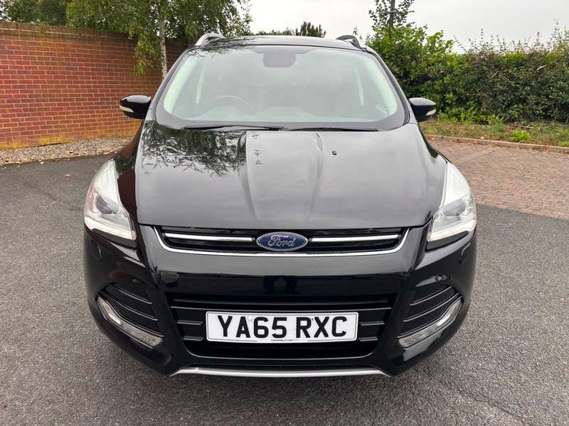 A 2015 FORD KUGA TITANIUM X TDCI A 2015 FORD KUGA TITANIUM X TDCI