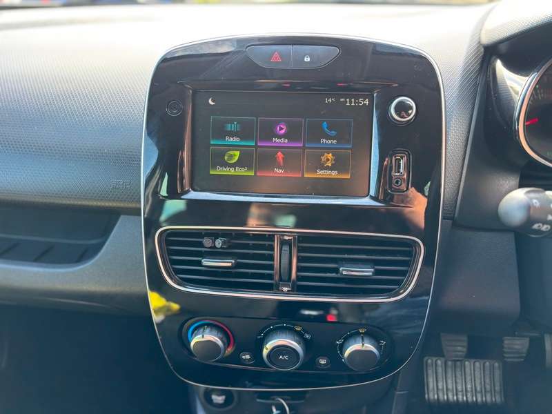 2019 RENAULT CLIO 2019 RENAULT CLIO