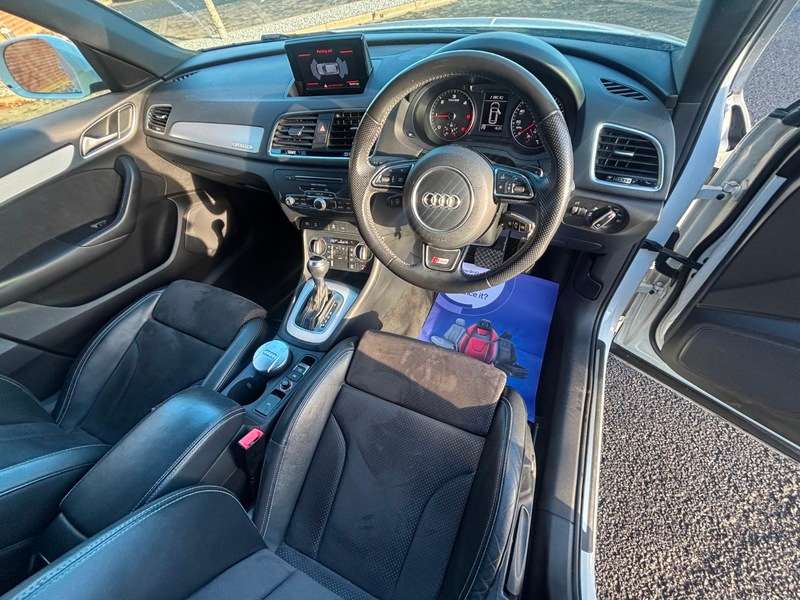 2015 AUDI Q3 2015 AUDI Q3