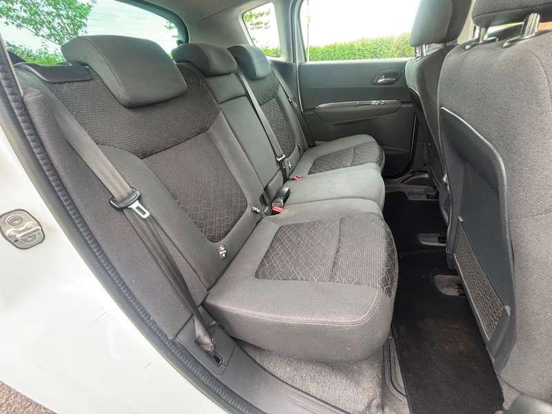 2014 PEUGEOT 3008 2014 PEUGEOT 3008