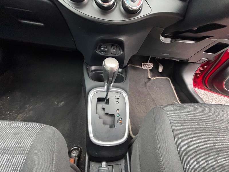 2017 TOYOTA YARIS 2017 TOYOTA YARIS