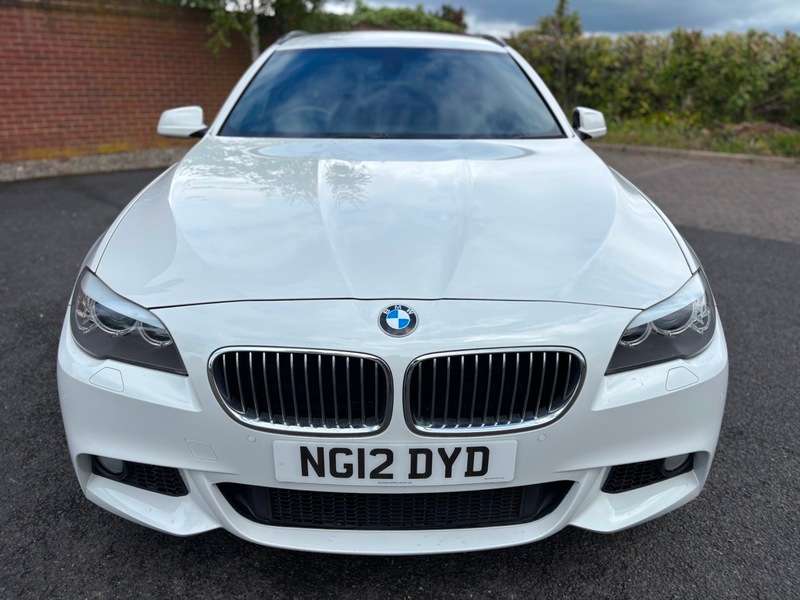 A 2012 BMW 5 SERIES 520d M SPORT TOURING AUTOMATIC A 2012 BMW 5 SERIES 520d M SPORT TOURING AUTOMATIC