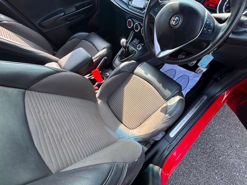 2014 ALFA ROMEO GIULIETTA 2014 ALFA ROMEO GIULIETTA