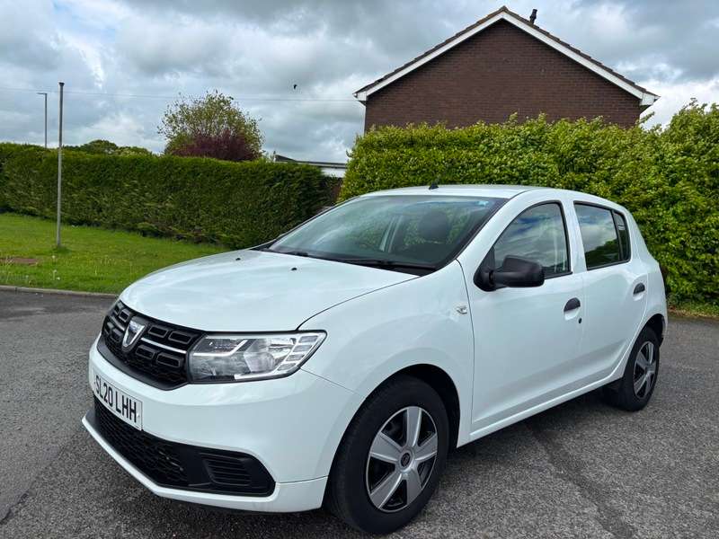 A 2020 DACIA SANDERO ESSENTIAL SCE A 2020 DACIA SANDERO ESSENTIAL SCE