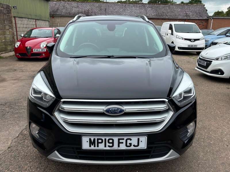 A 2019 FORD KUGA TITANIUM EDITION TDCI A 2019 FORD KUGA TITANIUM EDITION TDCI