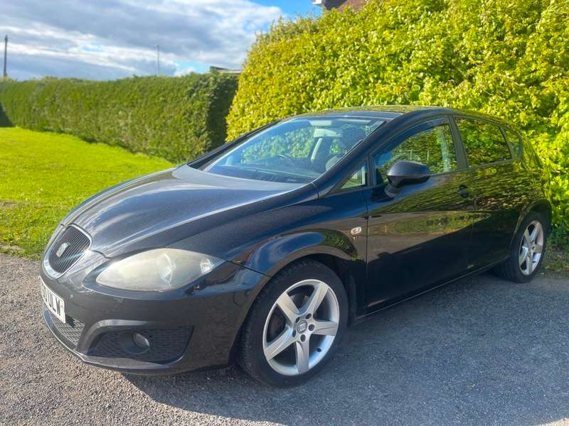 A 2011 SEAT LEON TDI CR SPORT A 2011 SEAT LEON TDI CR SPORT