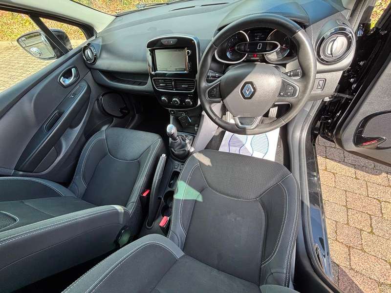 2019 RENAULT CLIO 2019 RENAULT CLIO