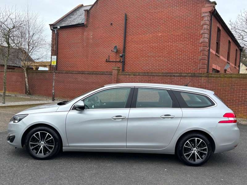 2016 PEUGEOT 308 2016 PEUGEOT 308