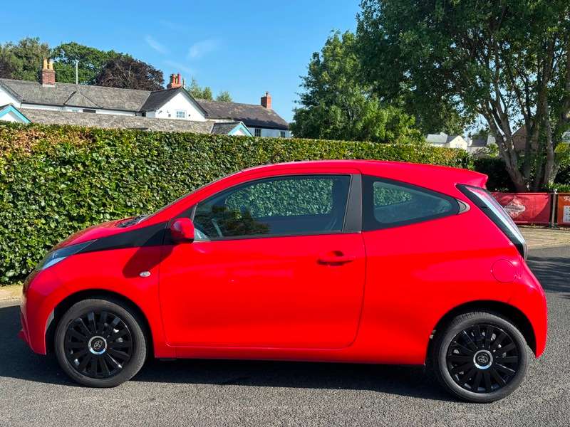 2018 TOYOTA AYGO 2018 TOYOTA AYGO