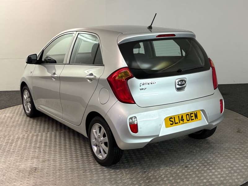 A 2014 KIA PICANTO VR7 A 2014 KIA PICANTO VR7