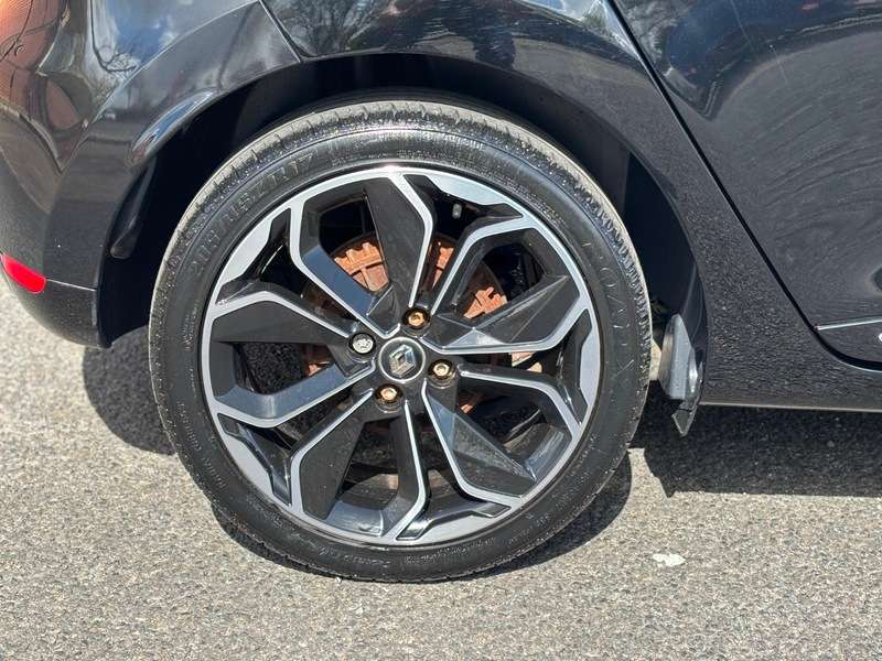 2019 RENAULT CLIO 2019 RENAULT CLIO