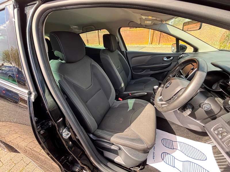 2019 RENAULT CLIO 2019 RENAULT CLIO