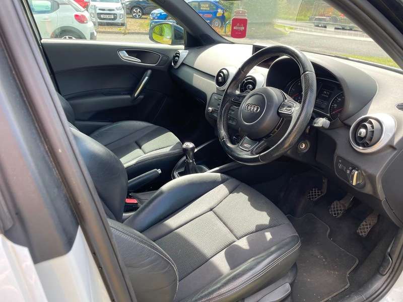 2014 AUDI A1 2014 AUDI A1