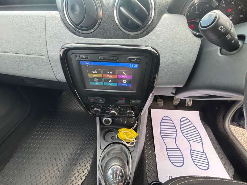 2015 DACIA DUSTER 2015 DACIA DUSTER