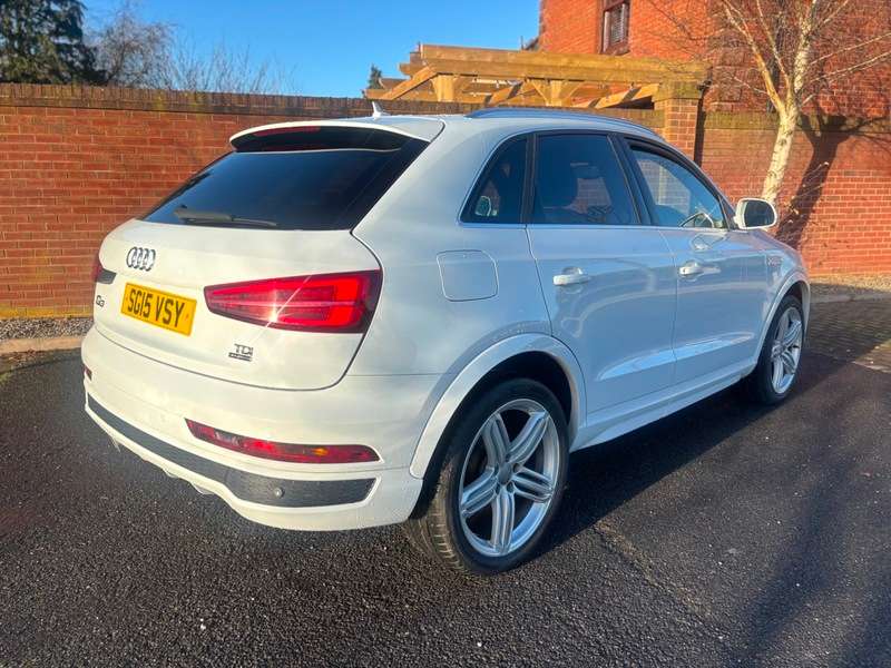 2015 AUDI Q3 2015 AUDI Q3