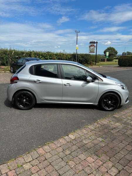 A 2017 PEUGEOT 208 ACTIVE 2017 A 2017 PEUGEOT 208 ACTIVE 2017