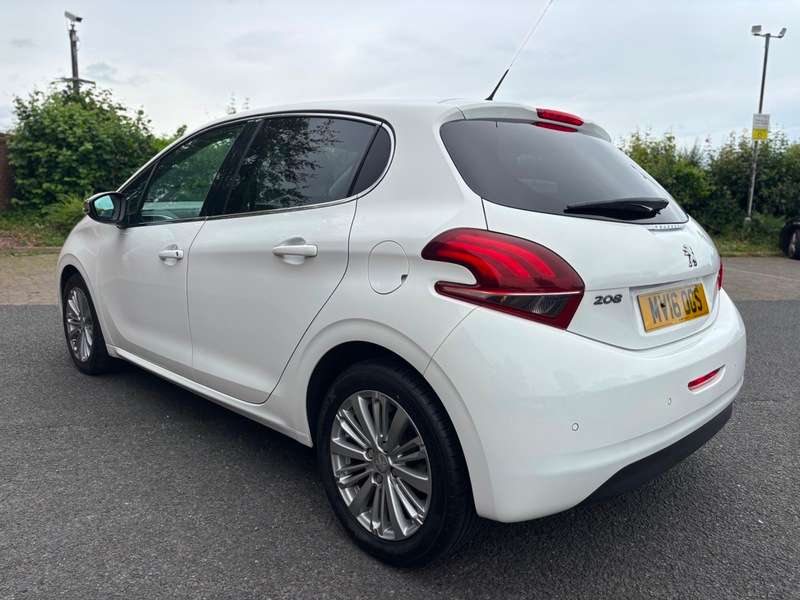2016 PEUGEOT 208 2016 PEUGEOT 208