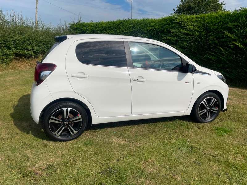 2016 PEUGEOT 108 2016 PEUGEOT 108