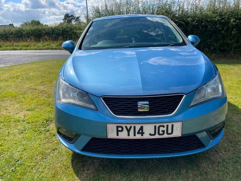 A 2014 SEAT IBIZA TOCA A 2014 SEAT IBIZA TOCA