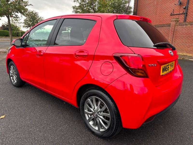 2017 TOYOTA YARIS 2017 TOYOTA YARIS