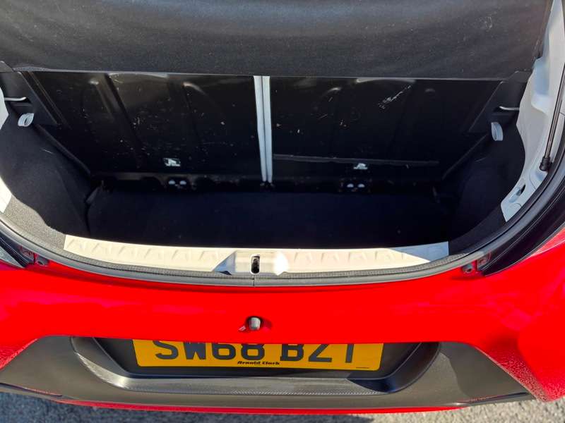 2018 TOYOTA AYGO 2018 TOYOTA AYGO