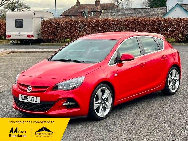 A 2016 VAUXHALL ASTRA 1.6 LIMITED EDITION A 2016 VAUXHALL ASTRA 1.6 LIMITED EDITION
