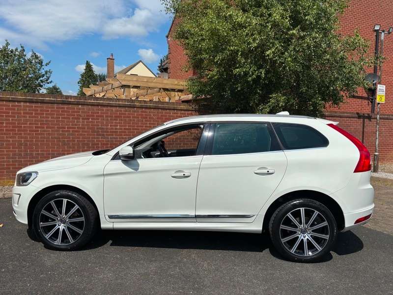 2016 VOLVO XC60 2016 VOLVO XC60