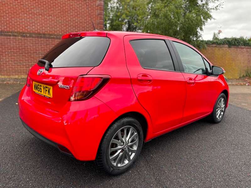 2017 TOYOTA YARIS 2017 TOYOTA YARIS