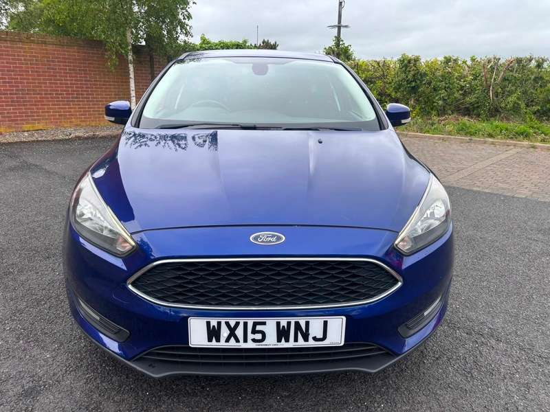 A 2015 FORD FOCUS ZETEC TDCI A 2015 FORD FOCUS ZETEC TDCI