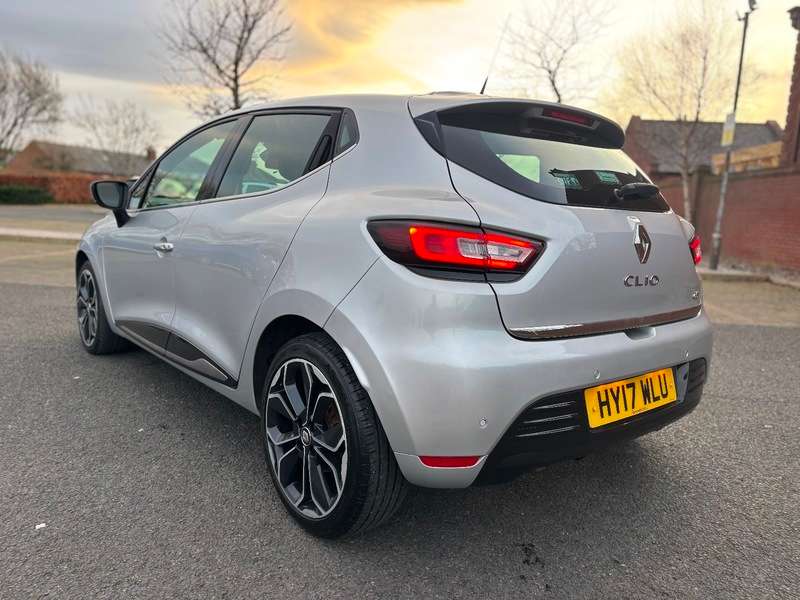 2017 RENAULT CLIO 2017 RENAULT CLIO