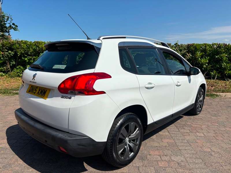 2015 PEUGEOT 2008 2015 PEUGEOT 2008