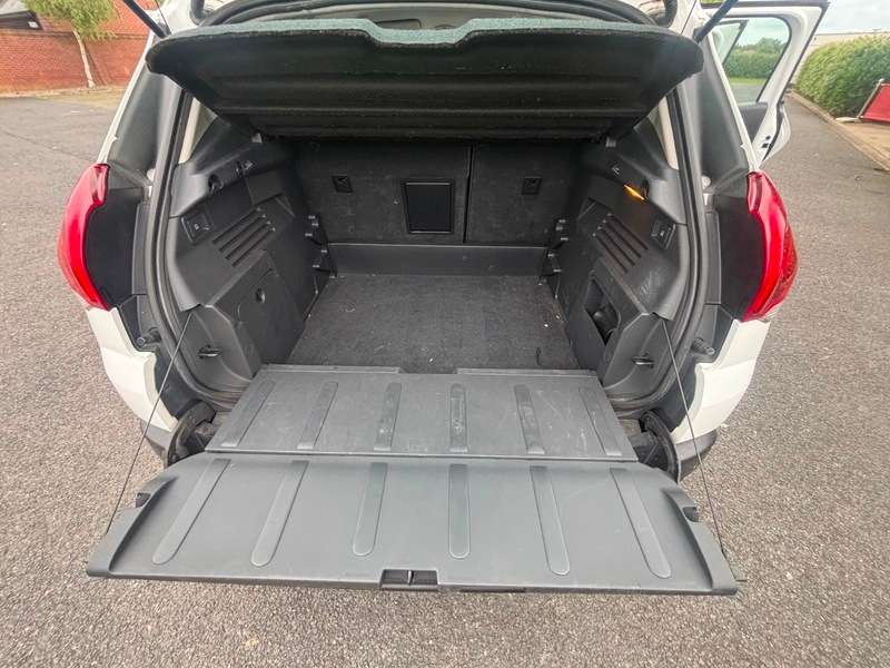 2014 PEUGEOT 3008 2014 PEUGEOT 3008