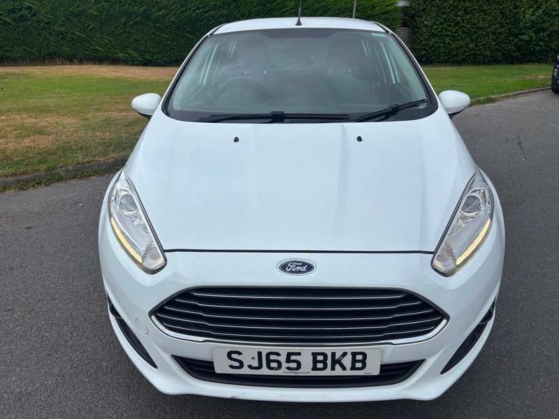 A 2016 FORD FIESTA ZETEC A 2016 FORD FIESTA ZETEC