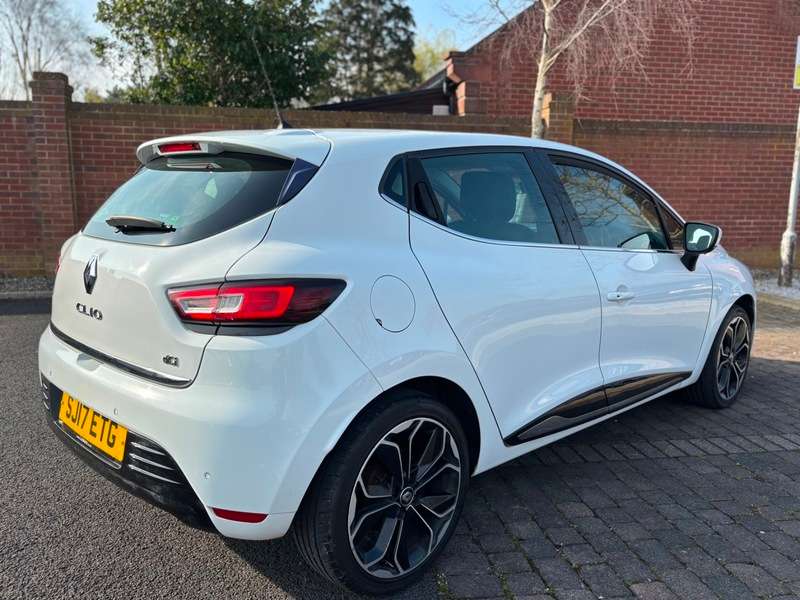 2017 RENAULT CLIO 2017 RENAULT CLIO