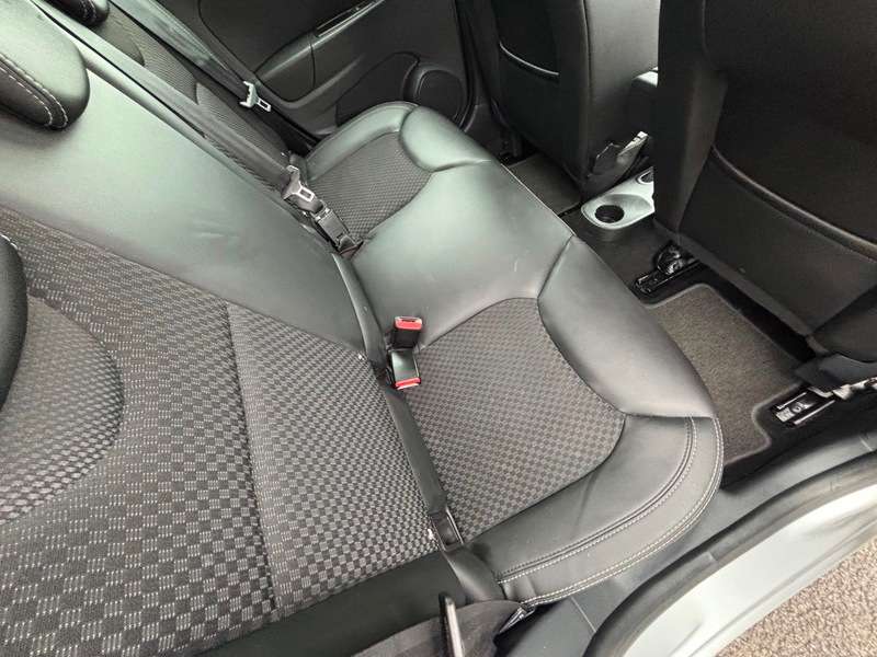 2017 RENAULT CLIO 2017 RENAULT CLIO