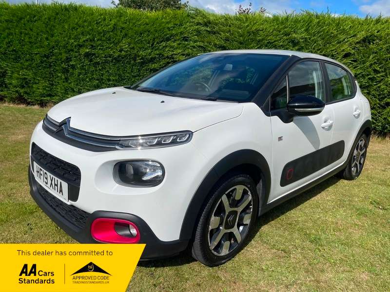 A 2019 CITROEN C3 PURETECH ELLE EA6 AUTOMATIC A 2019 CITROEN C3 PURETECH ELLE EA6 AUTOMATIC