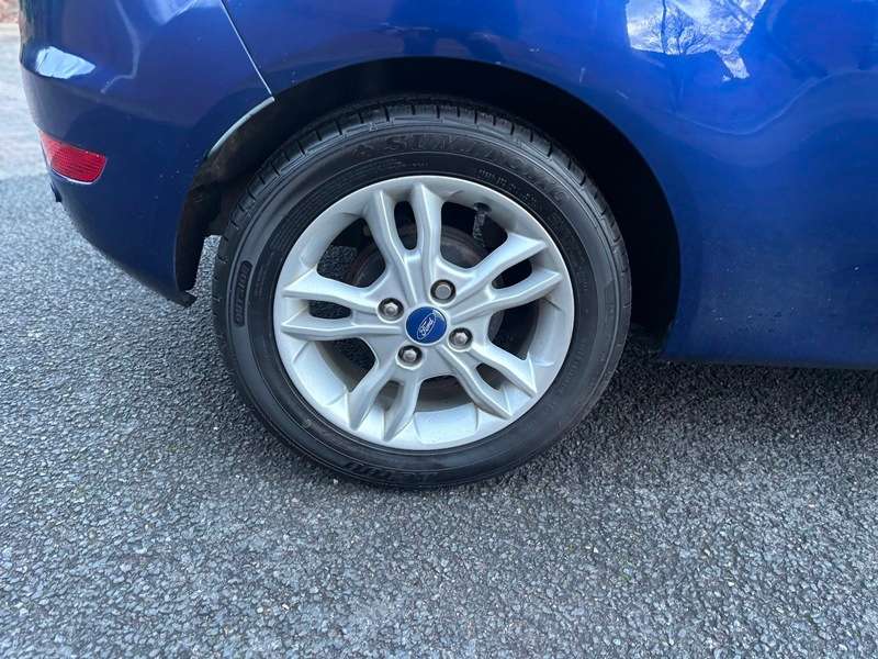 2015 FORD FIESTA 2015 FORD FIESTA