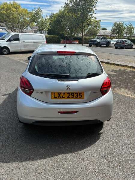 2017 PEUGEOT 208 2017 PEUGEOT 208