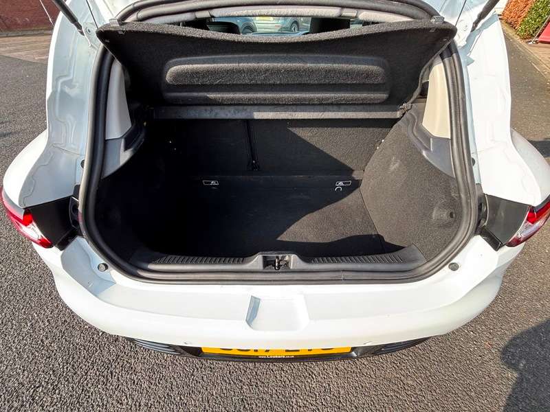 2017 RENAULT CLIO 2017 RENAULT CLIO