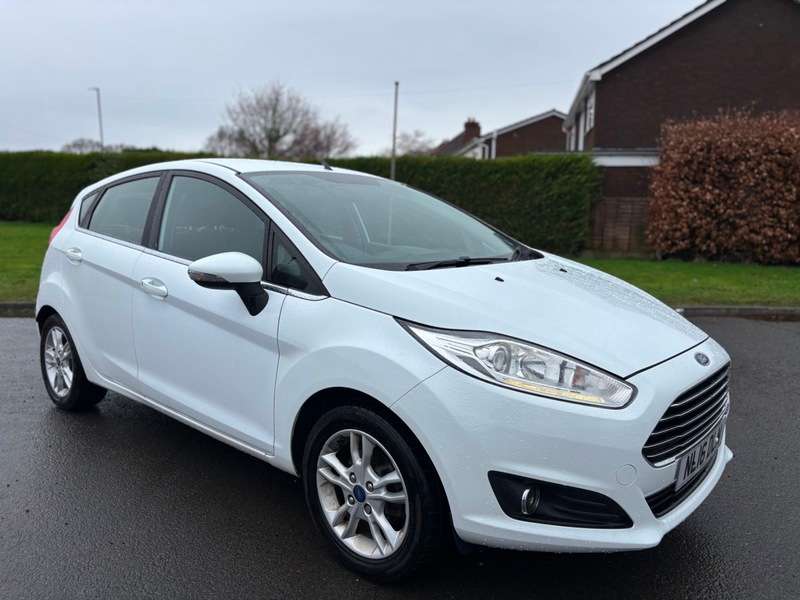 A 2016 FORD FIESTA ZETEC 1.25 5 DOOR A 2016 FORD FIESTA ZETEC 1.25 5 DOOR