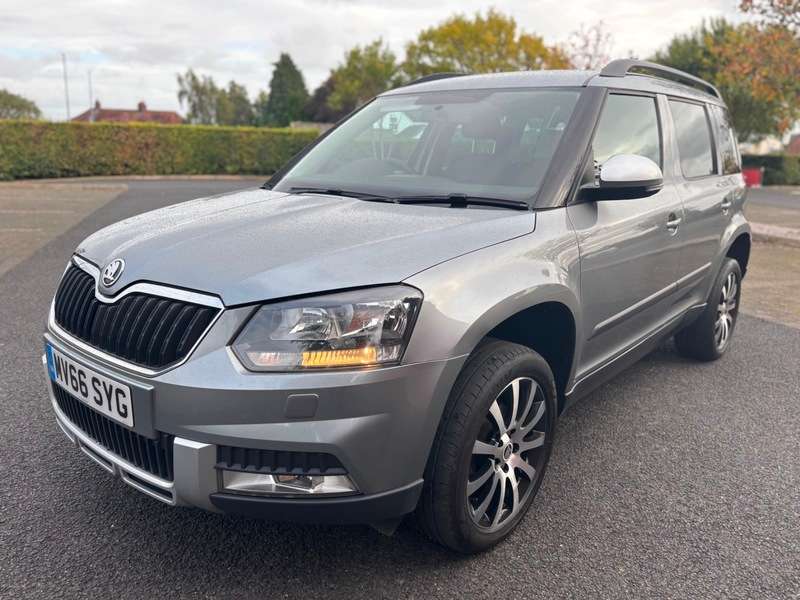 A 2016 SKODA YETI OUTDOOR SE TDI £35 TAX A 2016 SKODA YETI OUTDOOR SE TDI £35 TAX