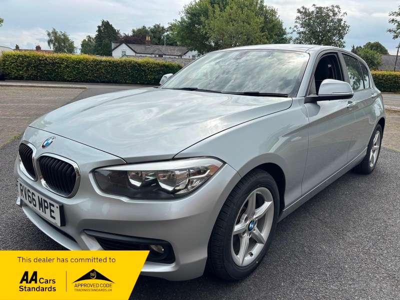 A 2016 BMW 1 SERIES 116d SE A 2016 BMW 1 SERIES 116d SE