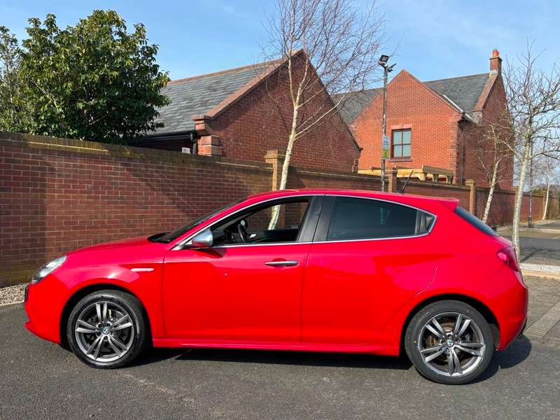 2014 ALFA ROMEO GIULIETTA 2014 ALFA ROMEO GIULIETTA