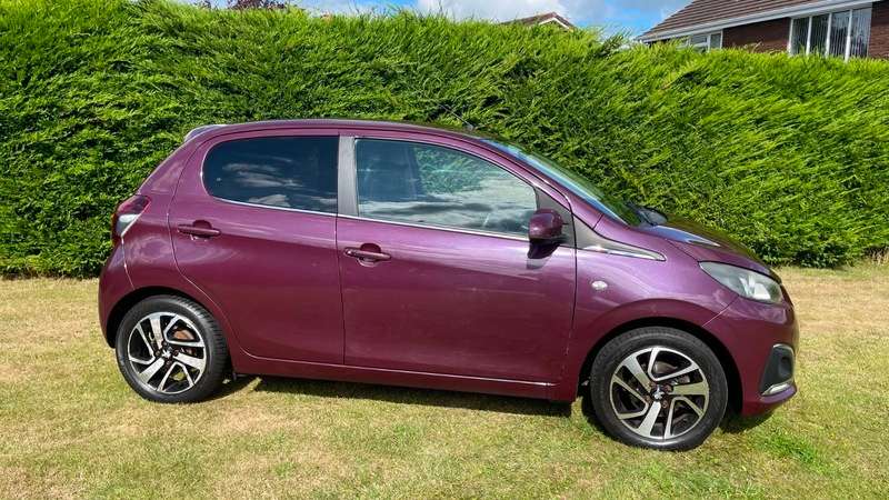 A 2015 PEUGEOT 108 ALLURE A 2015 PEUGEOT 108 ALLURE