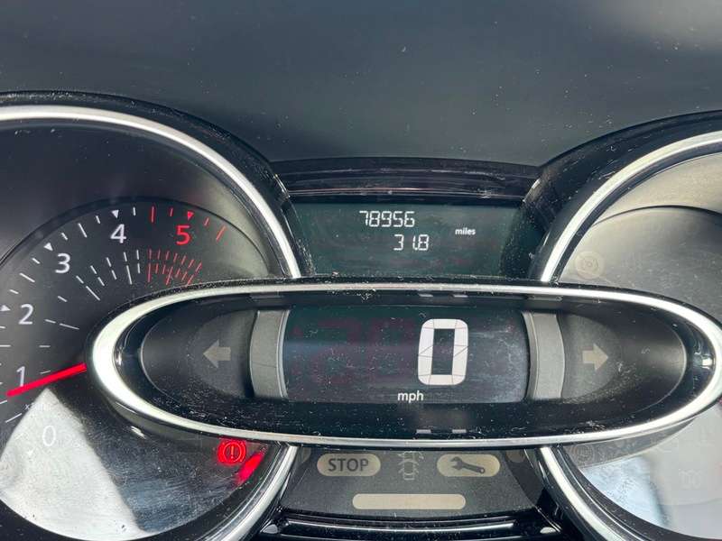 2017 RENAULT CLIO 2017 RENAULT CLIO