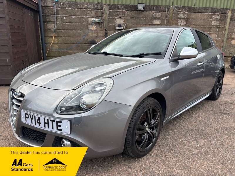 A 2014 ALFA ROMEO GIULIETTA TB MULTIAIR EXCLUSIVE A 2014 ALFA ROMEO GIULIETTA TB MULTIAIR EXCLUSIVE
