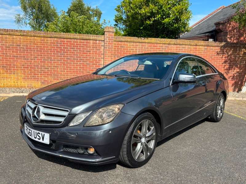 A 2011 MERCEDES E CLASS E220 CDI BLUEEFFICIENCY SE EDITION 125 A 2011 MERCEDES E CLASS E220 CDI BLUEEFFICIENCY SE EDITION 125