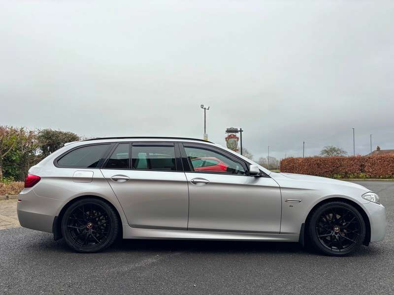 A 2016 BMW 5 SERIES 520D M SPORT TOURING A 2016 BMW 5 SERIES 520D M SPORT TOURING