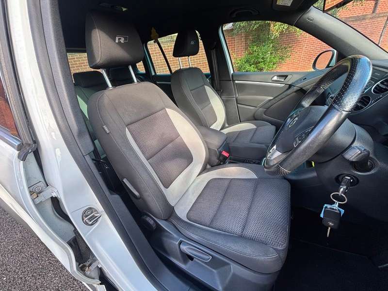 2015 VOLKSWAGEN TIGUAN 2015 VOLKSWAGEN TIGUAN